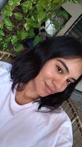 <em>Laura M.</em>